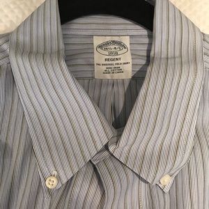 Brooks Brothers No iron men’s shirt